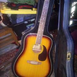 Acoustic Guitar Great Condition 