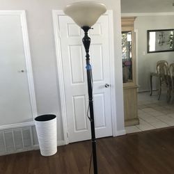 5 ft 6 inch tall lamp