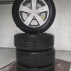 GMC Acadia Tires w/Rims 