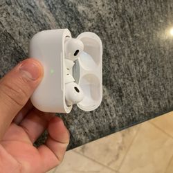 AirPods Pro (3rd Gen)