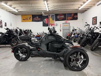 2022 Can-Am Ryker 900 Sport