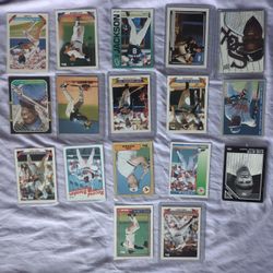Lot Of 17 MLB baseball ⚾ Cards