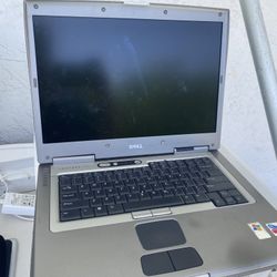 Old Dell Latitude D800 For Parts No Hard Drive