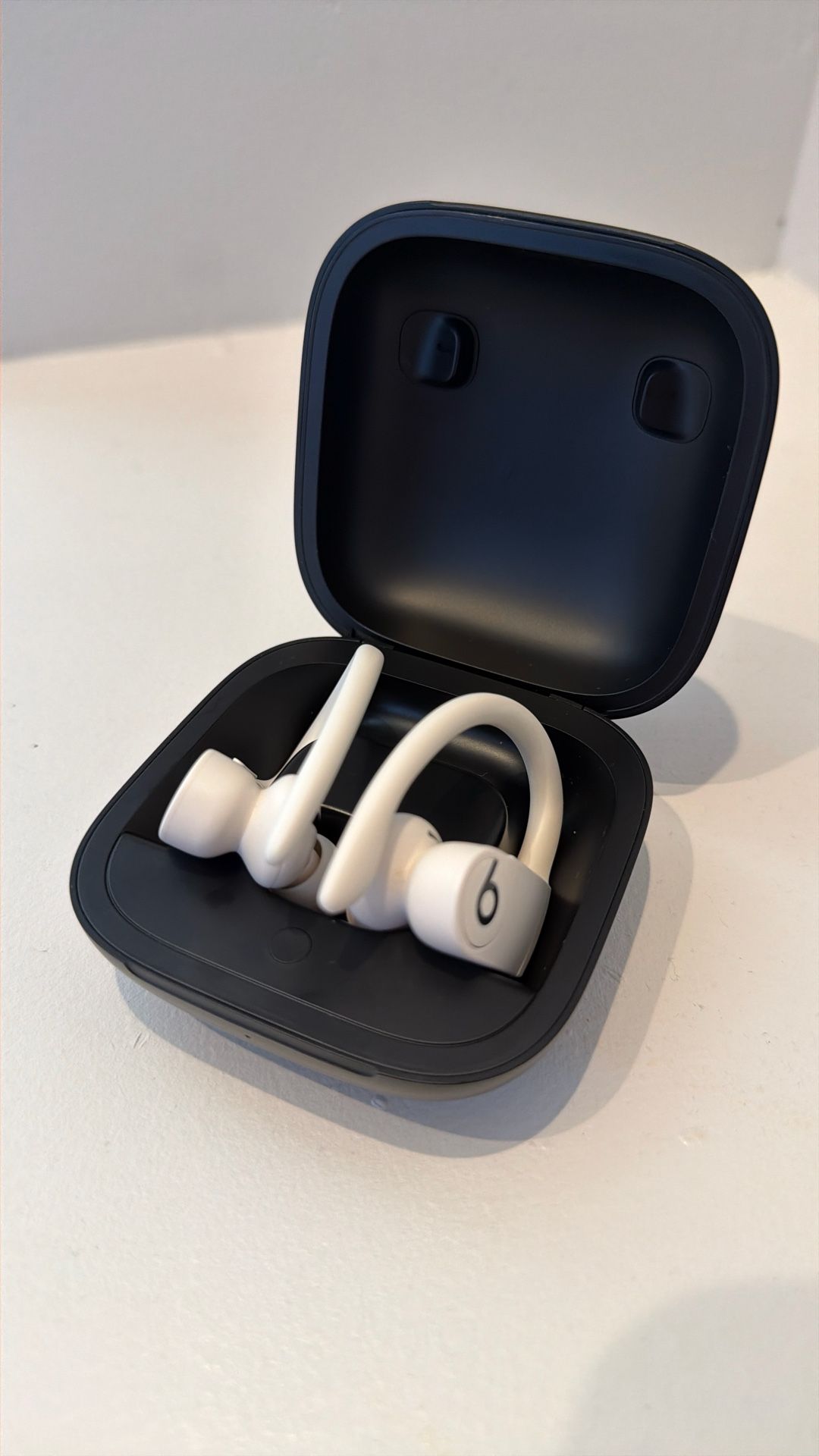 Beats Powerbeats Pro Wireless Earbuds - Apple H1 Headphone