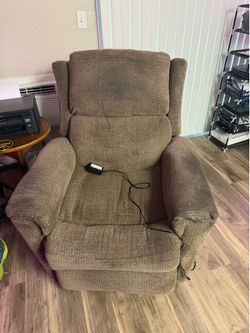 Free electric recliner