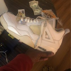 Jordan 4’s size 11