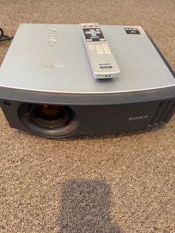Sony Bravia SXRD Projector with Remote