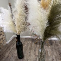 Cute Vases With Flowers Included