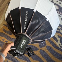 Neewer 130w RGB LED Video Light With Small Rig Lantern Softbox 26”