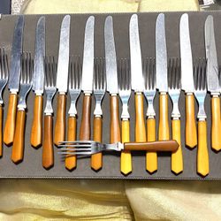 22pc Set Of Bakelite Flatware