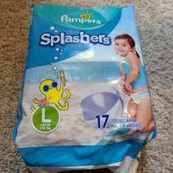 NEW Pampers Splashers Size Large