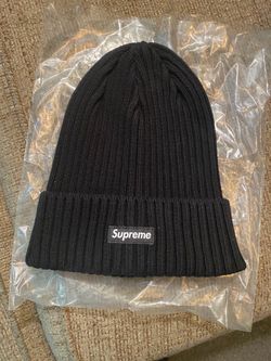 Supreme over dryed beanie never worn