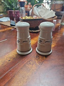 Longaberger White And Blue Salt And Pepper Set