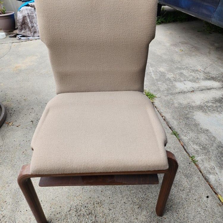 High Quality Wood Chairs