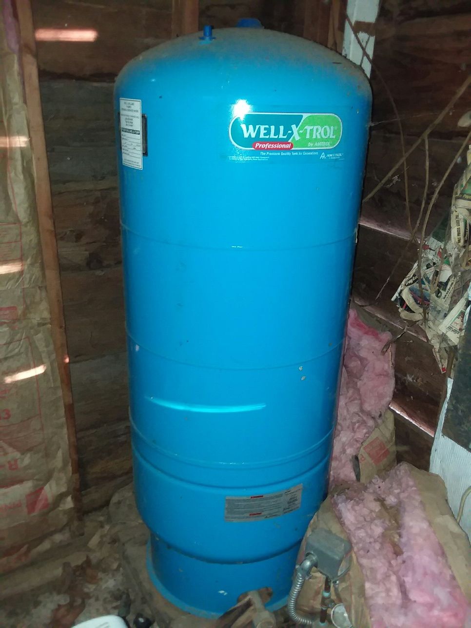 Well-X-Trol wx255 pressure tank + elec