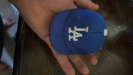 Mini dodgers hat keychain
