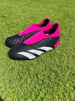 Adidas size 1 soccer cleats