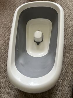 Splash And Store Bathtub Baby