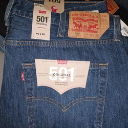Levi's 