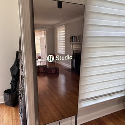 Lululemon Studio  Work Out Mirror (Home Gym System) 