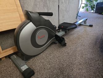 Sunny rowing machine