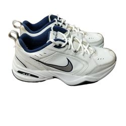 Nike Monarchs Sneakers $40 (Good Condition) Size 8.5