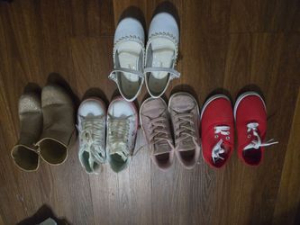Girl shoes size 10