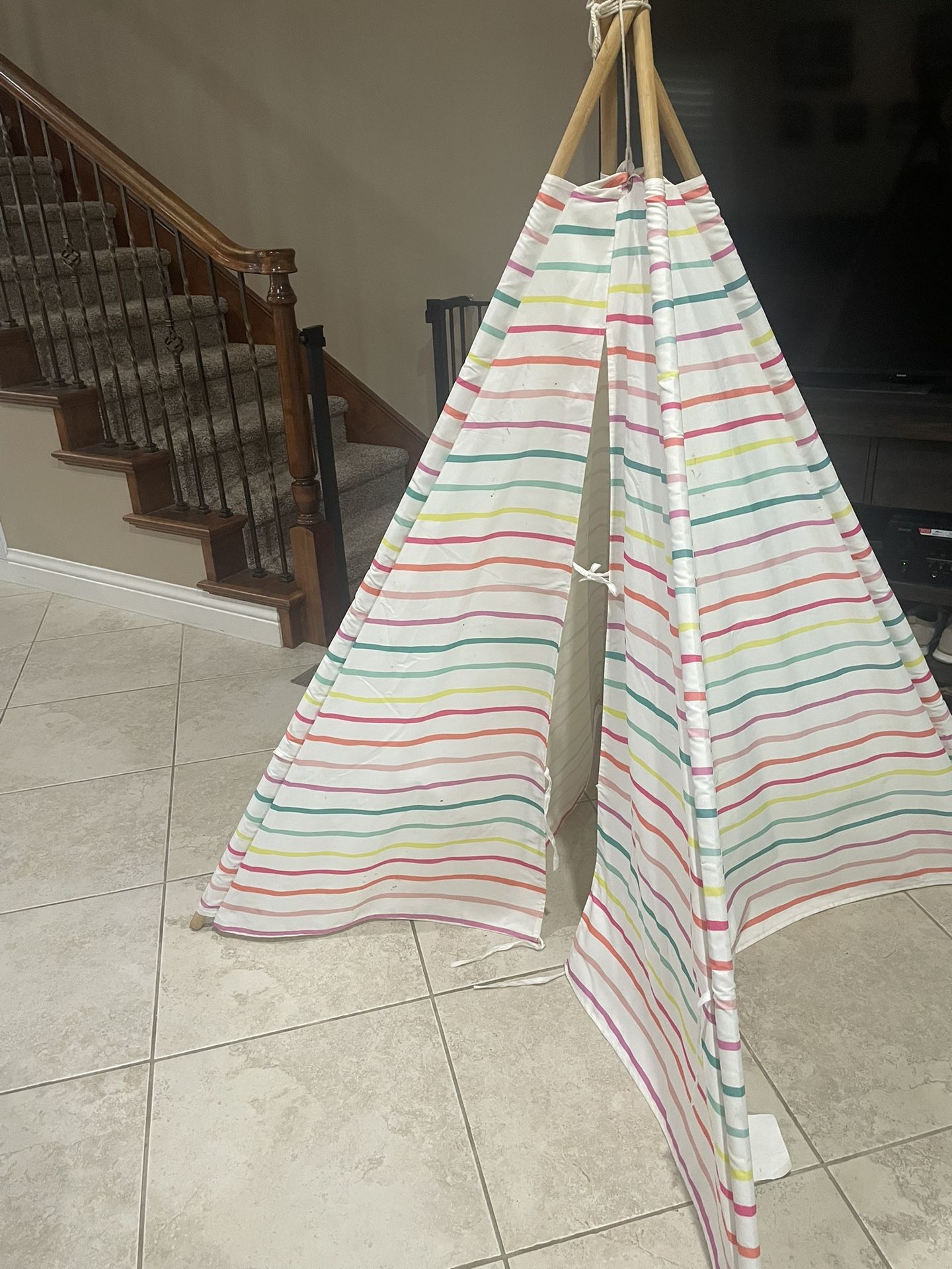Pillowfort Teepee Tent 