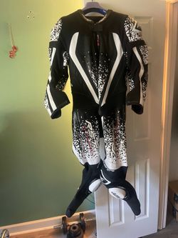 Motorcycle Auit RST - Men’s Large UK44