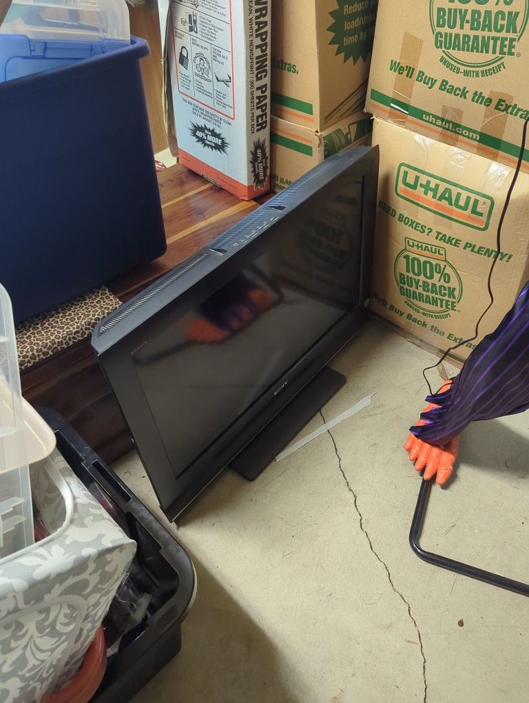 Sony TV 32 Inch