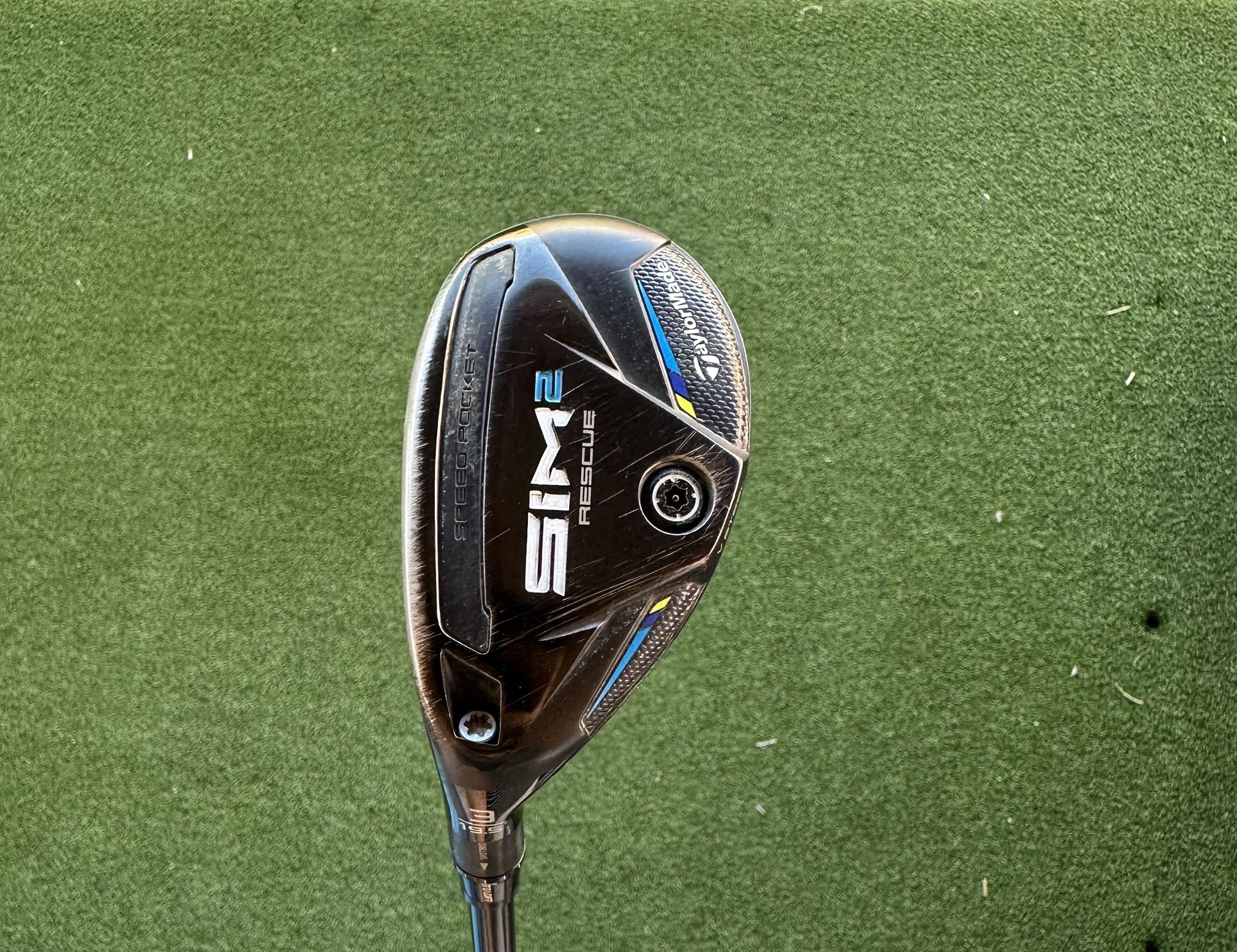 Left Handed TaylorMade Sim2 19.5*/ 3 Hybrid
