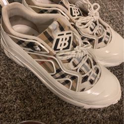 Burberry Shoes