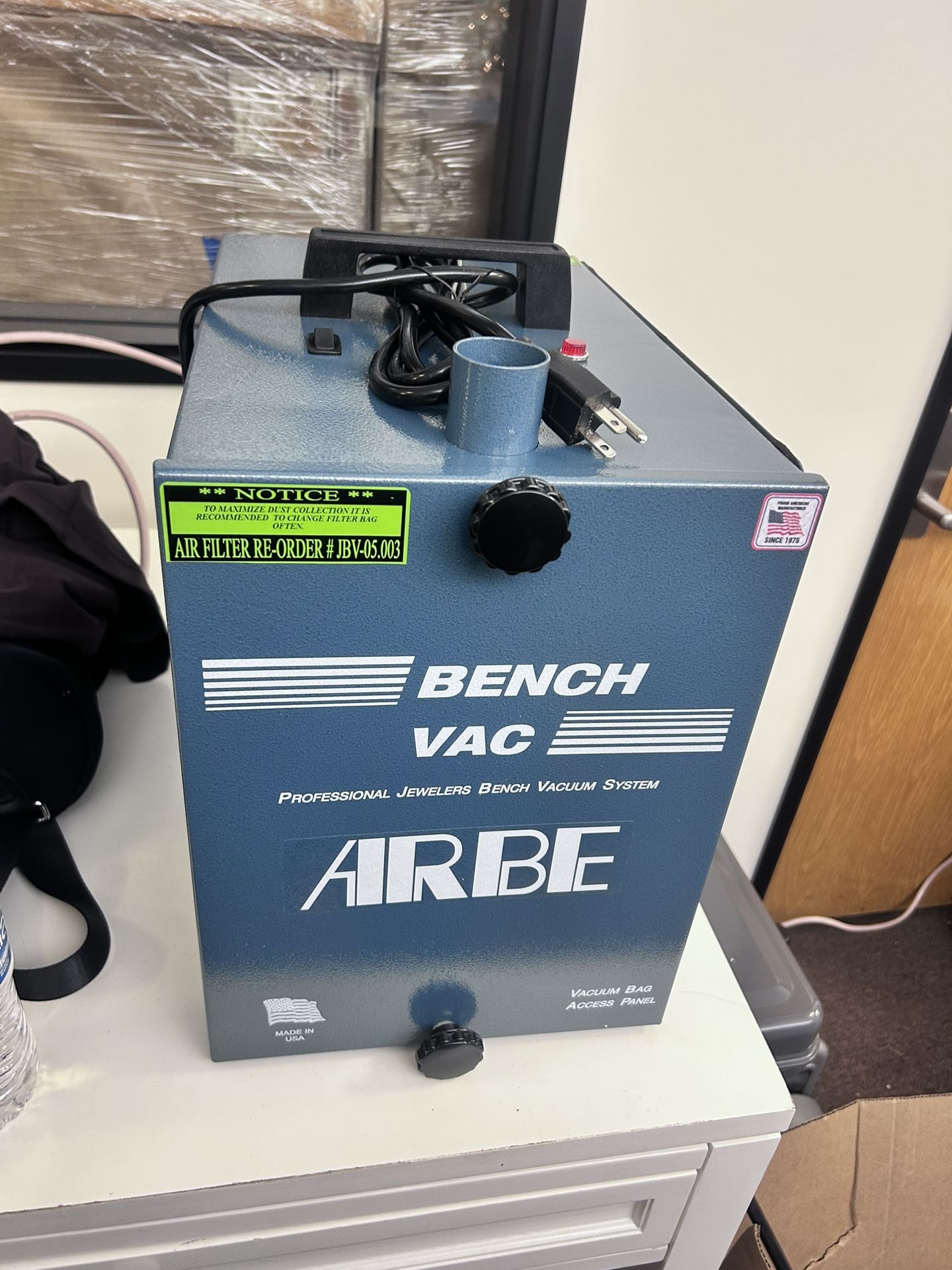 Jewelers Bench Vacuum System