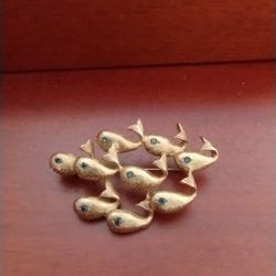 Vintage Signed ERWIN PEARL School Of Fish Brooch Pin