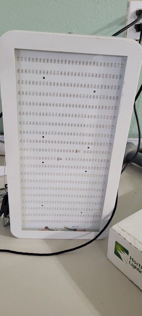 Horticulture Lighting Group Veg Grow Light