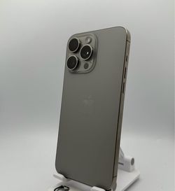 iPhone 15 Pro Max AT&T / Cricket 256 GB