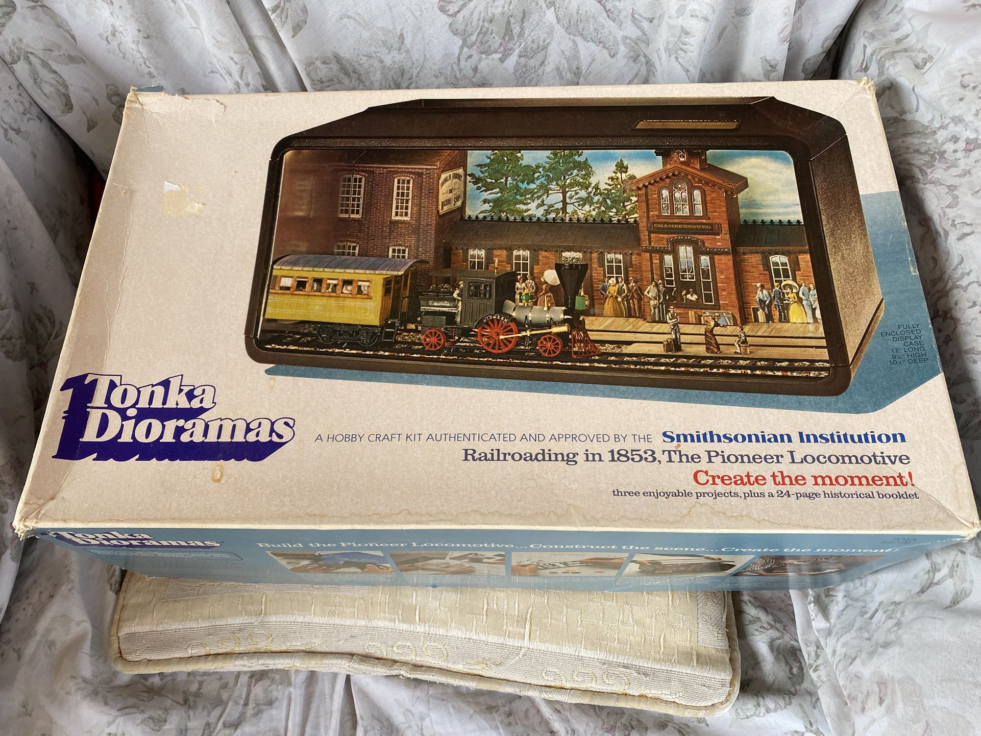 Vintage Tonka Dioramas Railroading 1(contact info removed) The Pioneer Locomotive Model READ