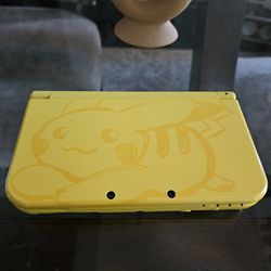 Nintendo Pikachu 3ds Xl