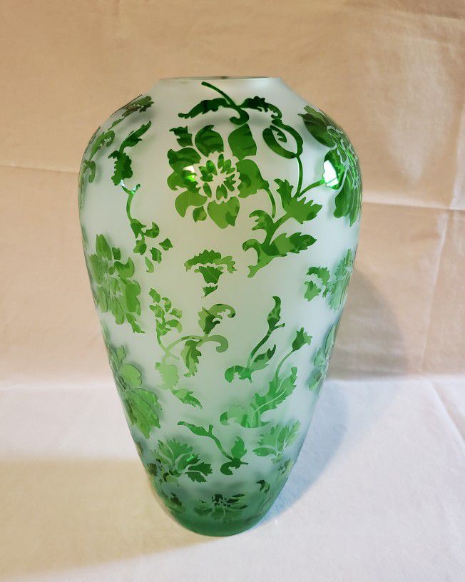 Beautiful Huge & Heavy Glass Vase