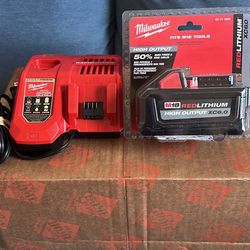 Milwaukee Rapid Charger And an 6ah battery