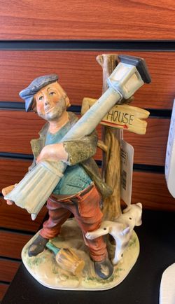 Lladro Collectible Figure