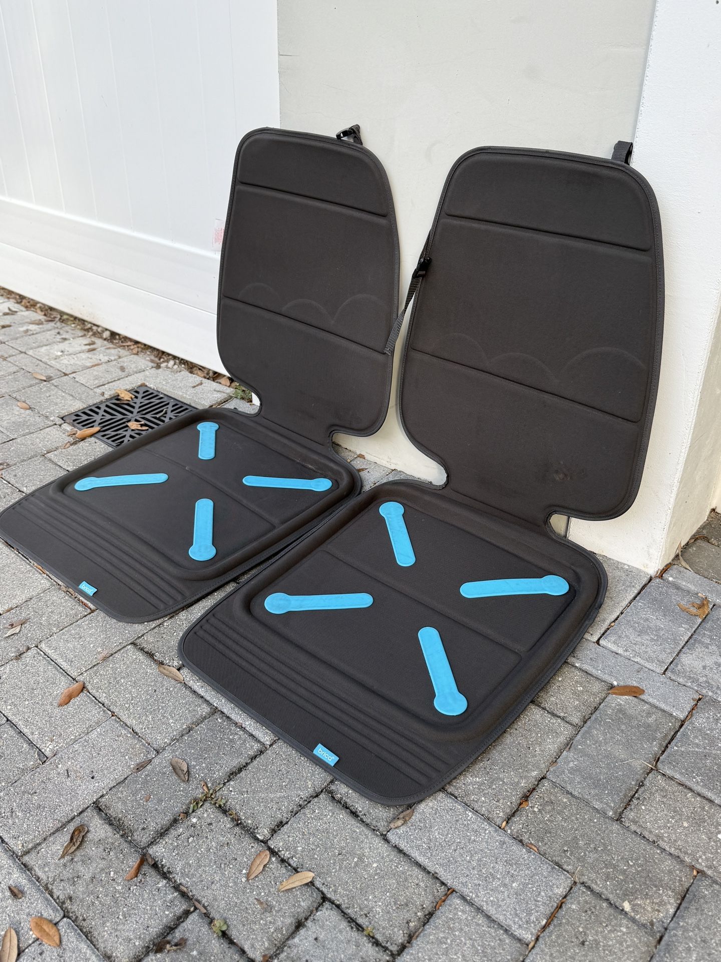 Munchkin Car Seat Protectors (2 Pack)