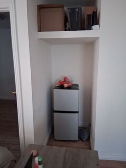 Mini fridge