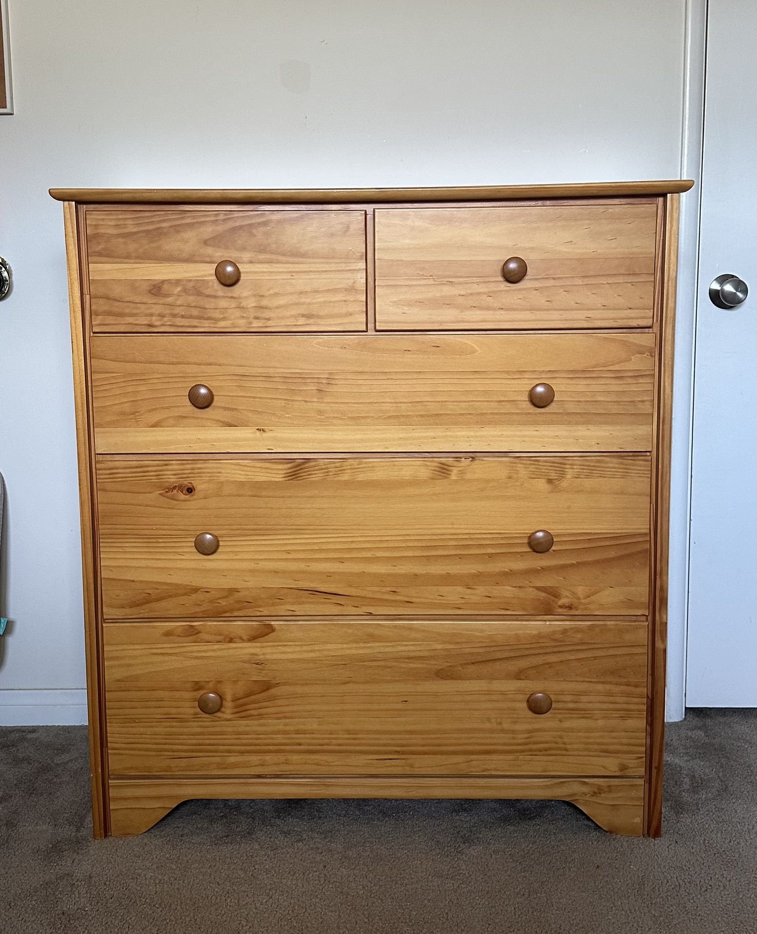 Dresser & Storage Drawers