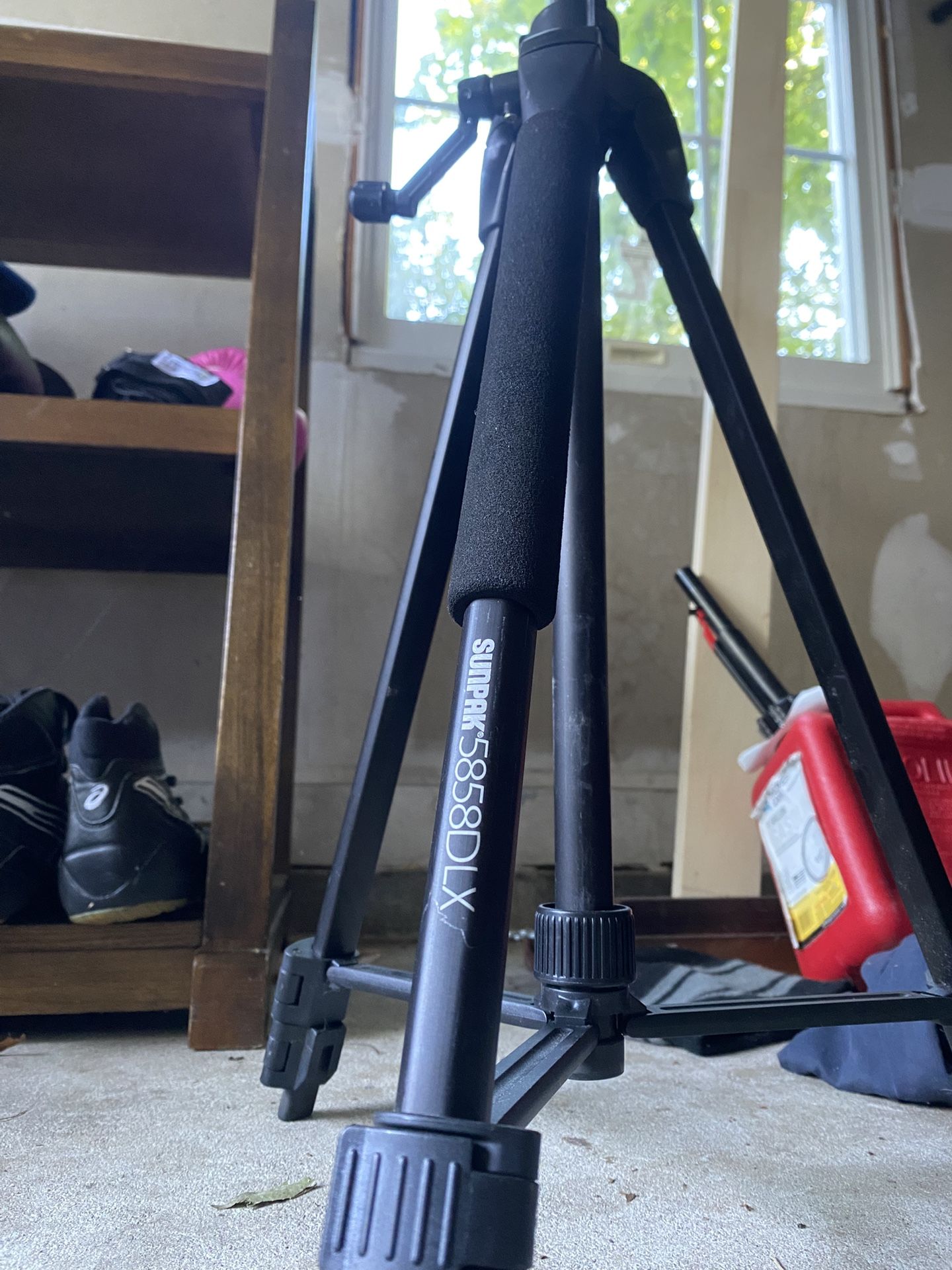 Sunpak Tripod 5858DLX 