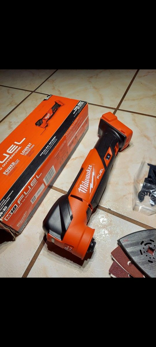 New Milwaukee FUEL Oscillating Multi Tool M18 - Tool Only.