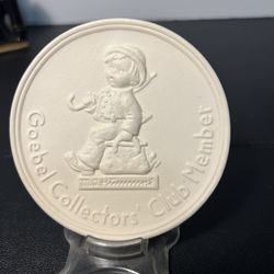 Hummel Goebel Vintage 1976 Merry Wanderer Collectors' Club Plaque 4" TMK6