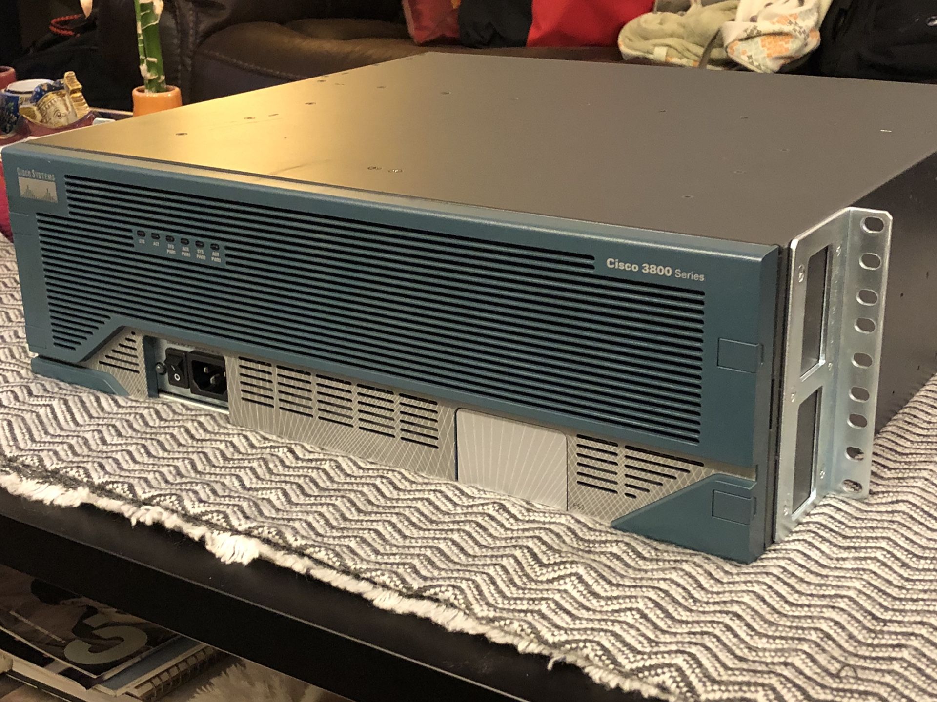 Cisco 3845 Router w/ AIM-CUE 1GB module