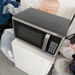 microwave in good condition 