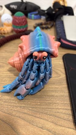 3D Printed Magnetic Hermit Crab
